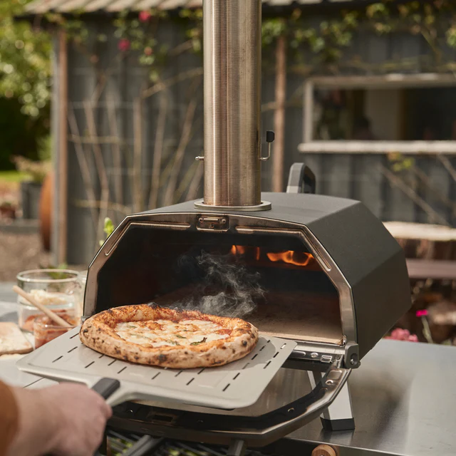 Pizza cooking